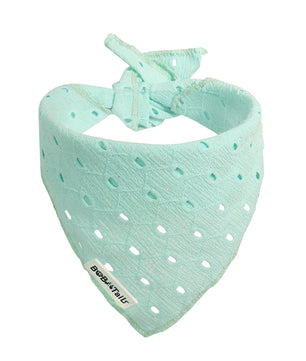 Bandana de chien de broderie en soie