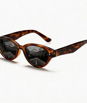 Leopard print retro sunglasses matching dog harness - Bobotails